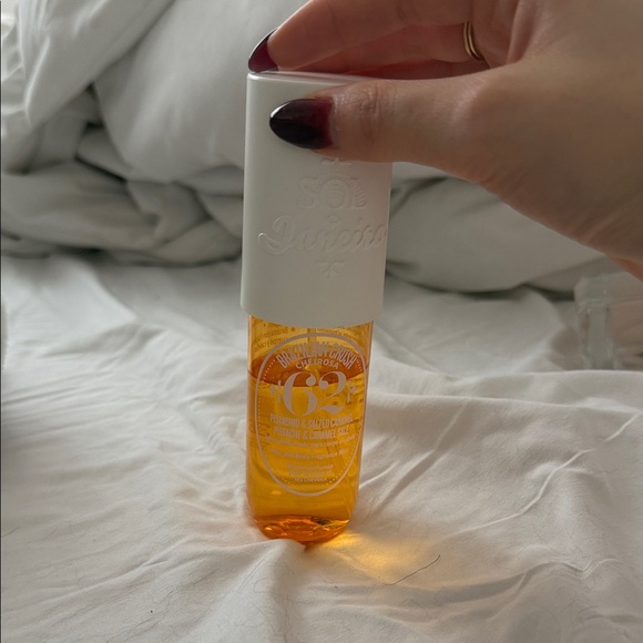 Perfume marc jacobs and Sol de janero bundle - Picture 3 of 3